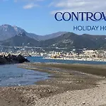 Controvento House