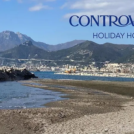 Controvento House